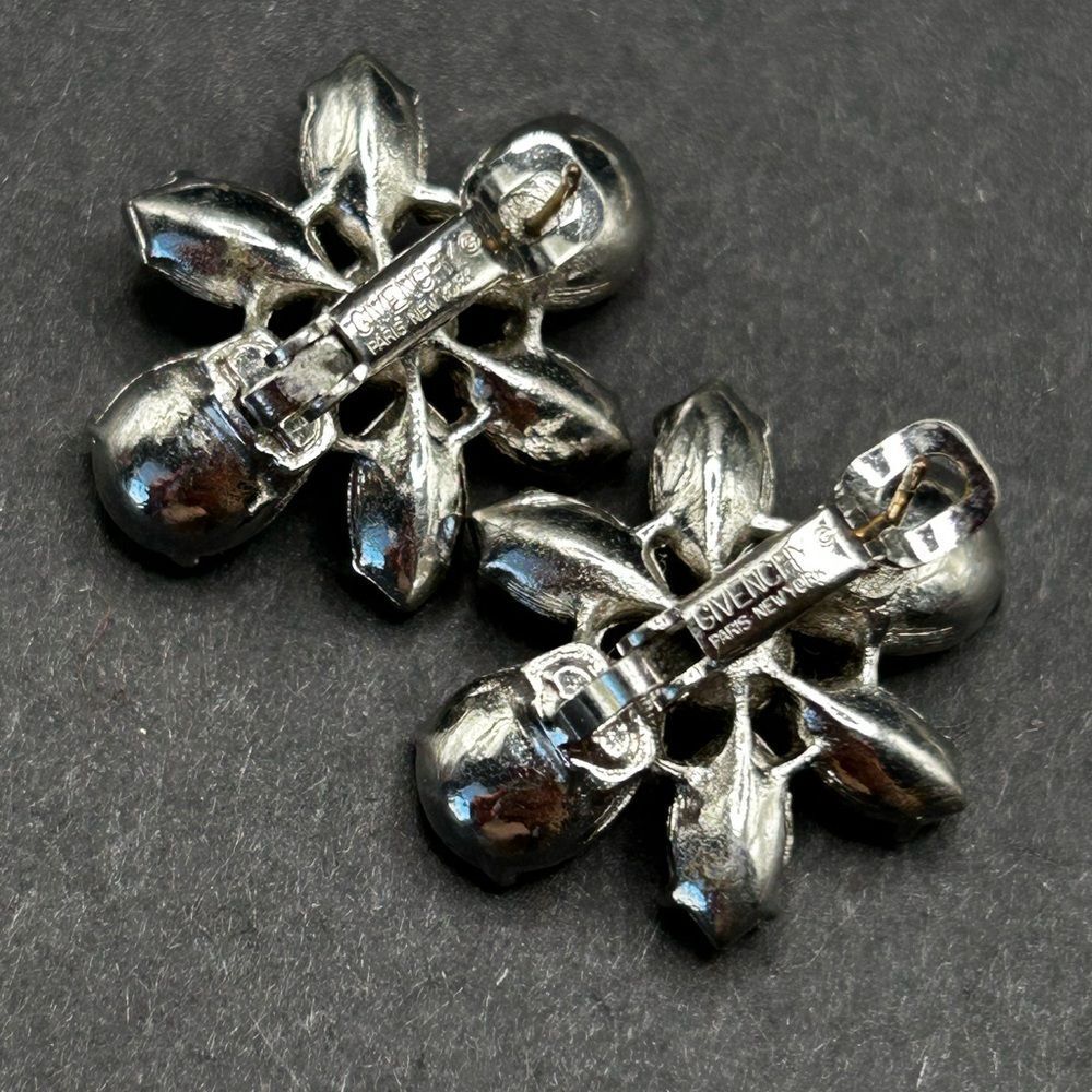 VTG Designer Runway Givenchy Silver Rhinestone Post Back Pierced‎ Earrings - Picture 3 of 5